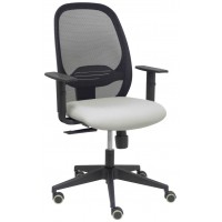 PIQUERAS Y CRESPO Silla Cilanco negra malla negra asiento bali gris claro brazo regulable.
